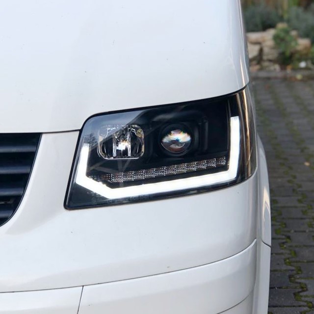 Koplampen VW T5 03-09 Devil Eyes real DRL LED Dynamisch