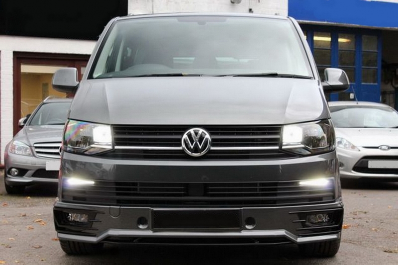 Dagrijlampen VW T6 Multivan/Transporter met Grill